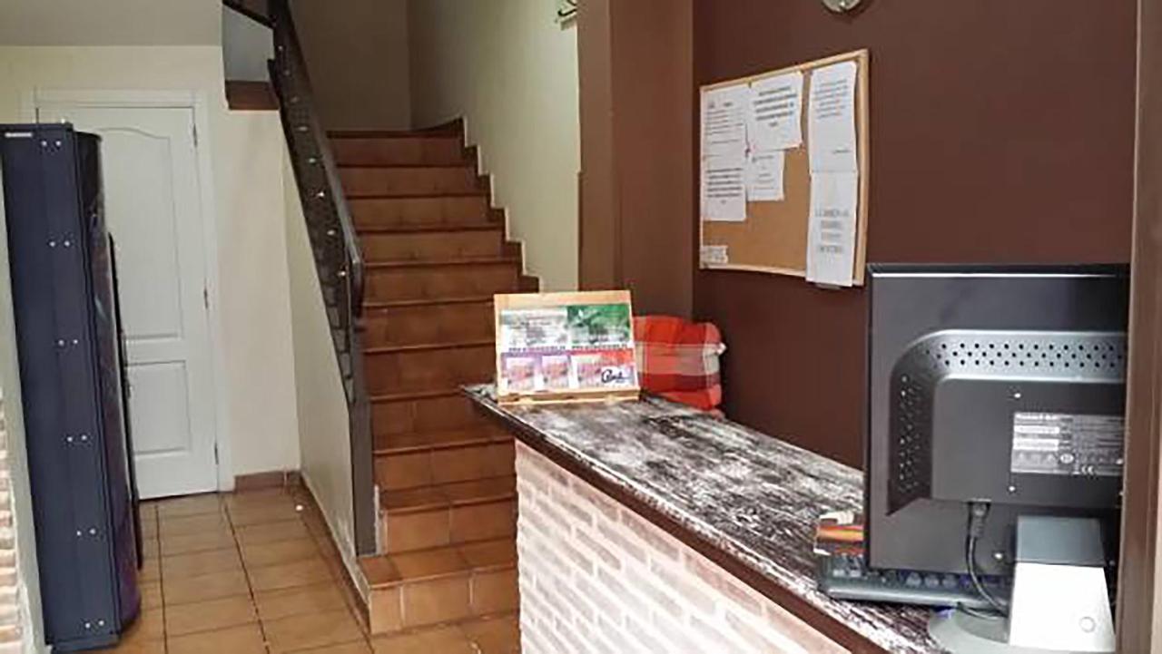 Hostal Velarde Talavera de la Reina Extérieur photo